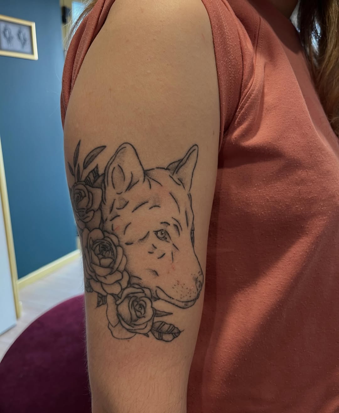 Tattoo by @lahyenettt — black_and_grey