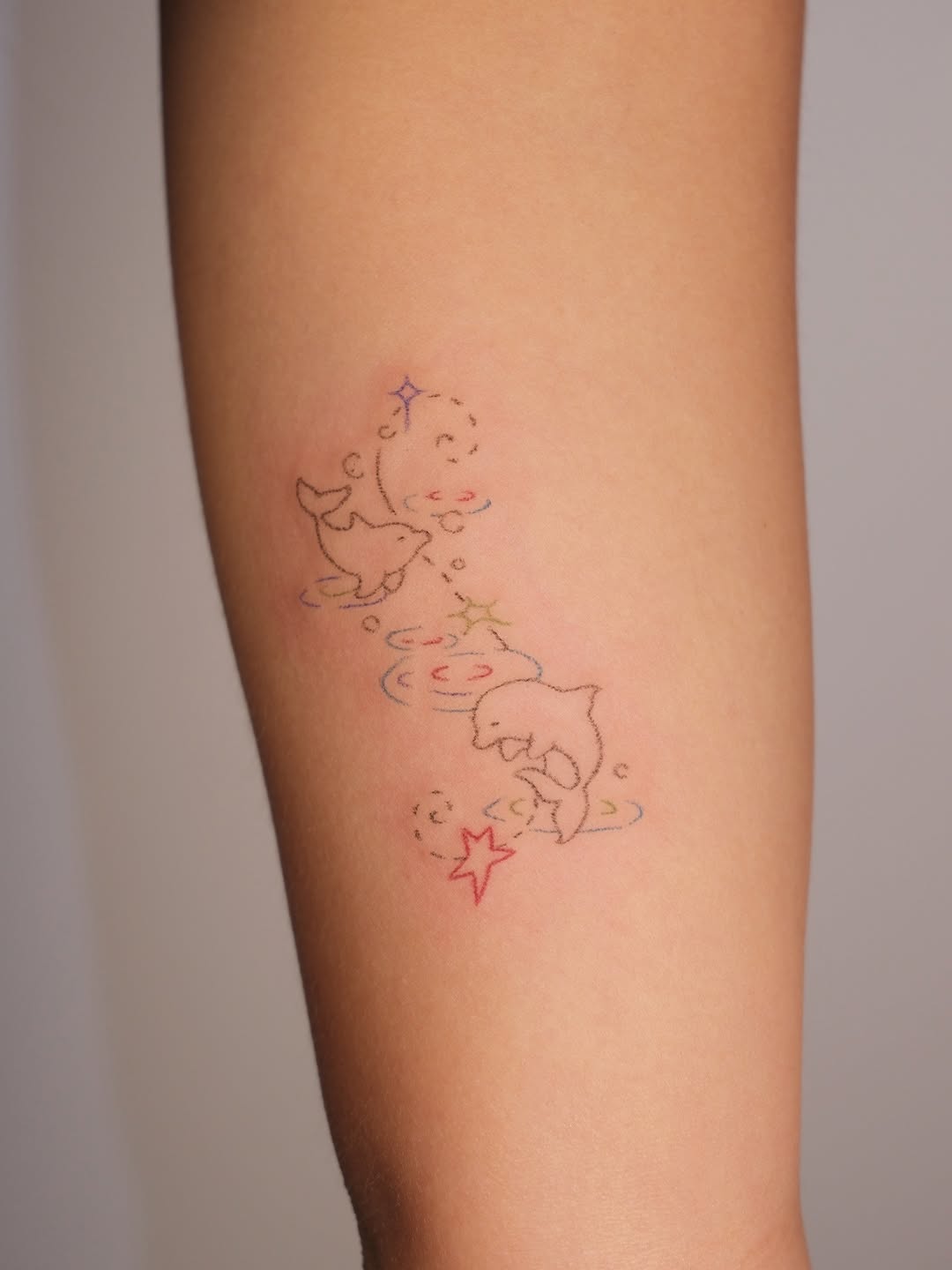 Tattoo by @nightynight_tattoo โ fine_line, minimalist