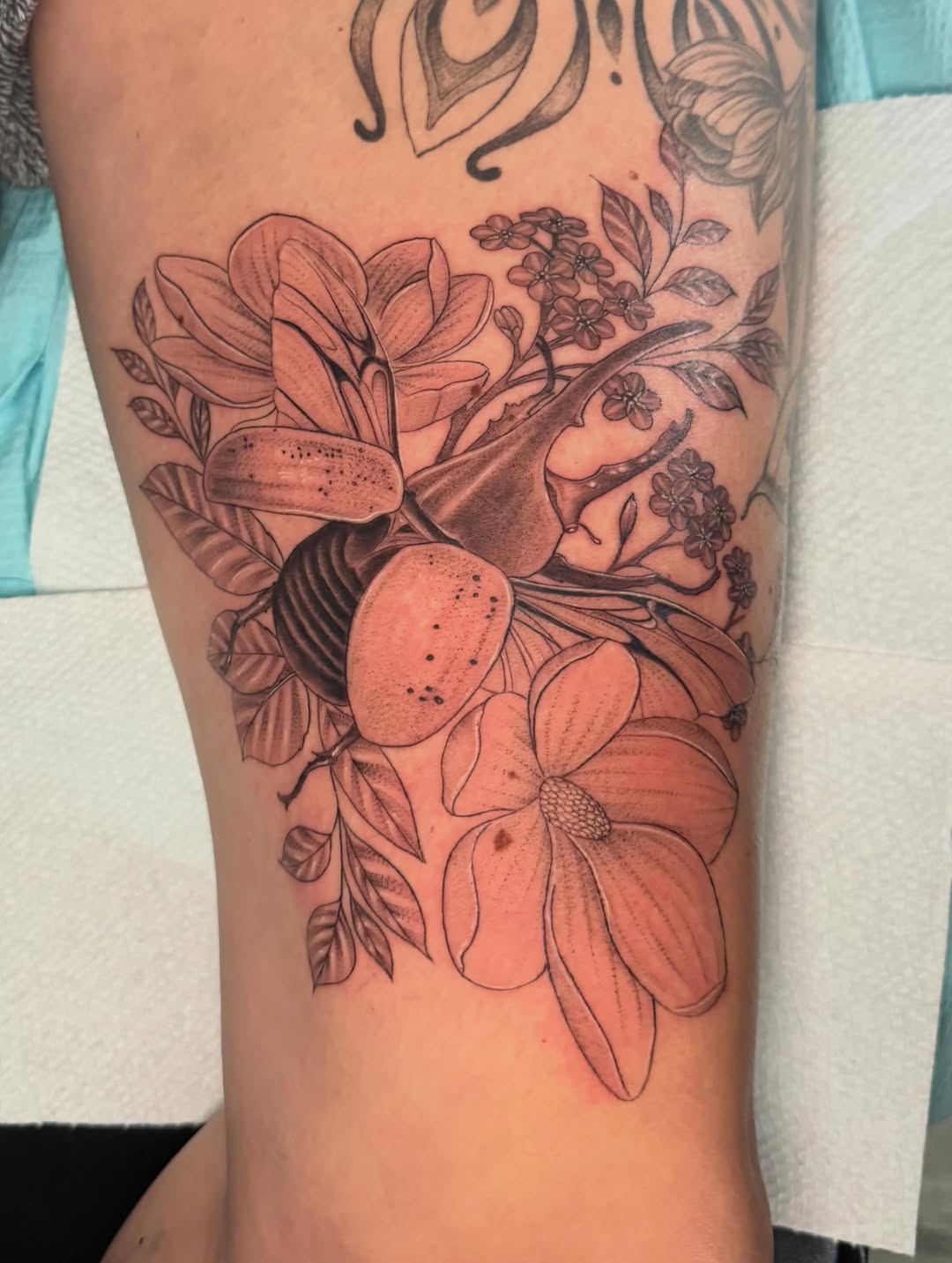 Tattoo by @lesleahipp_tattoo — illustrative, black_and_grey