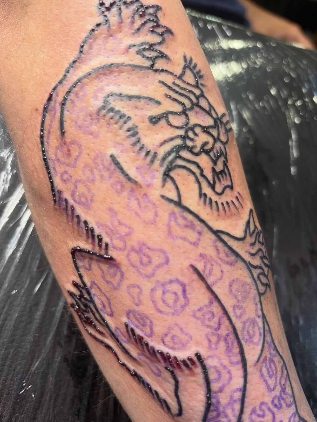 Tattoo by @hoppingfences โ blackwork