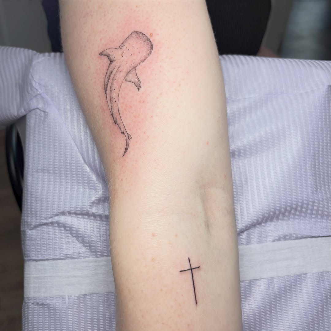 Tattoo by @_babytatt — fine_line, minimalist
