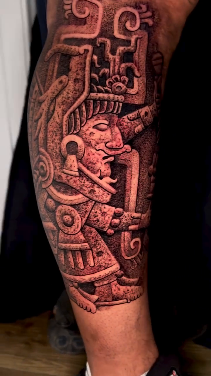 Tattoo by @tattoosby.ruben — black_and_grey, geometric