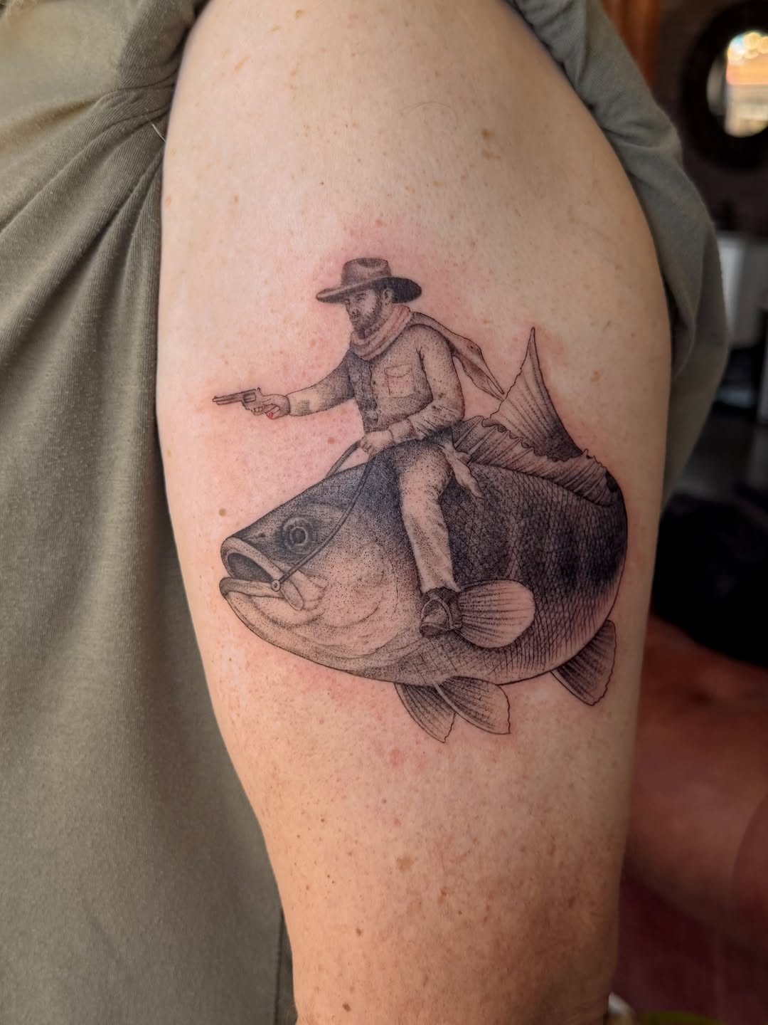 Tattoo by @tatsbyjameshix — realism