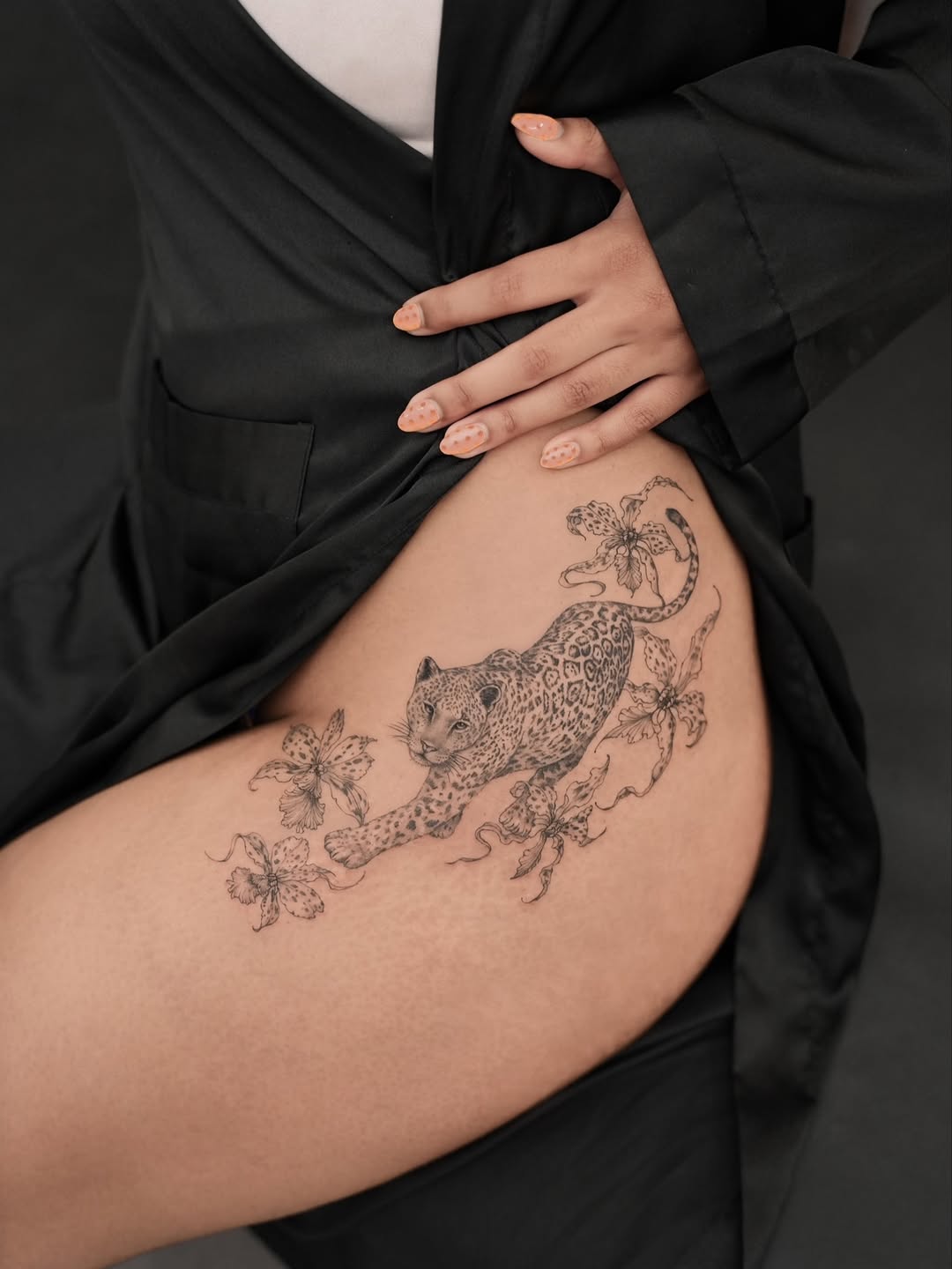 Tattoo by @junh_tattoo β fine_line, realism