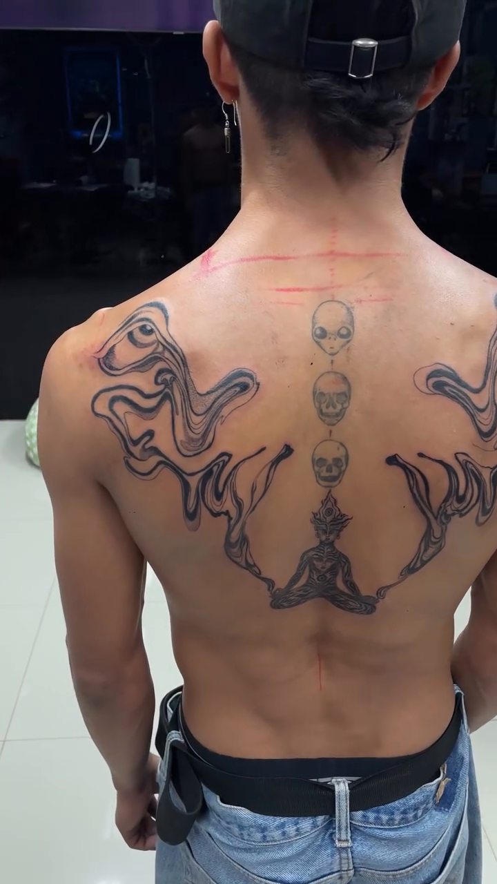 Tattoo by @el.ceko.romero — blackwork, illustrative