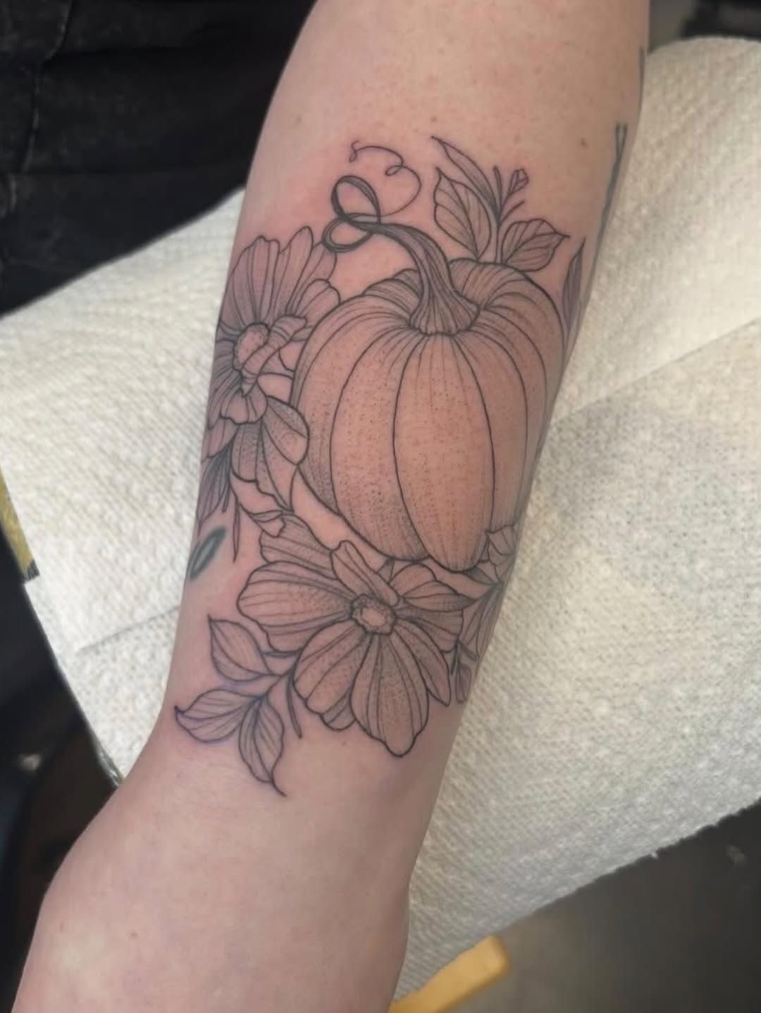 Tattoo by @samibattle — fine_line, black_and_grey
