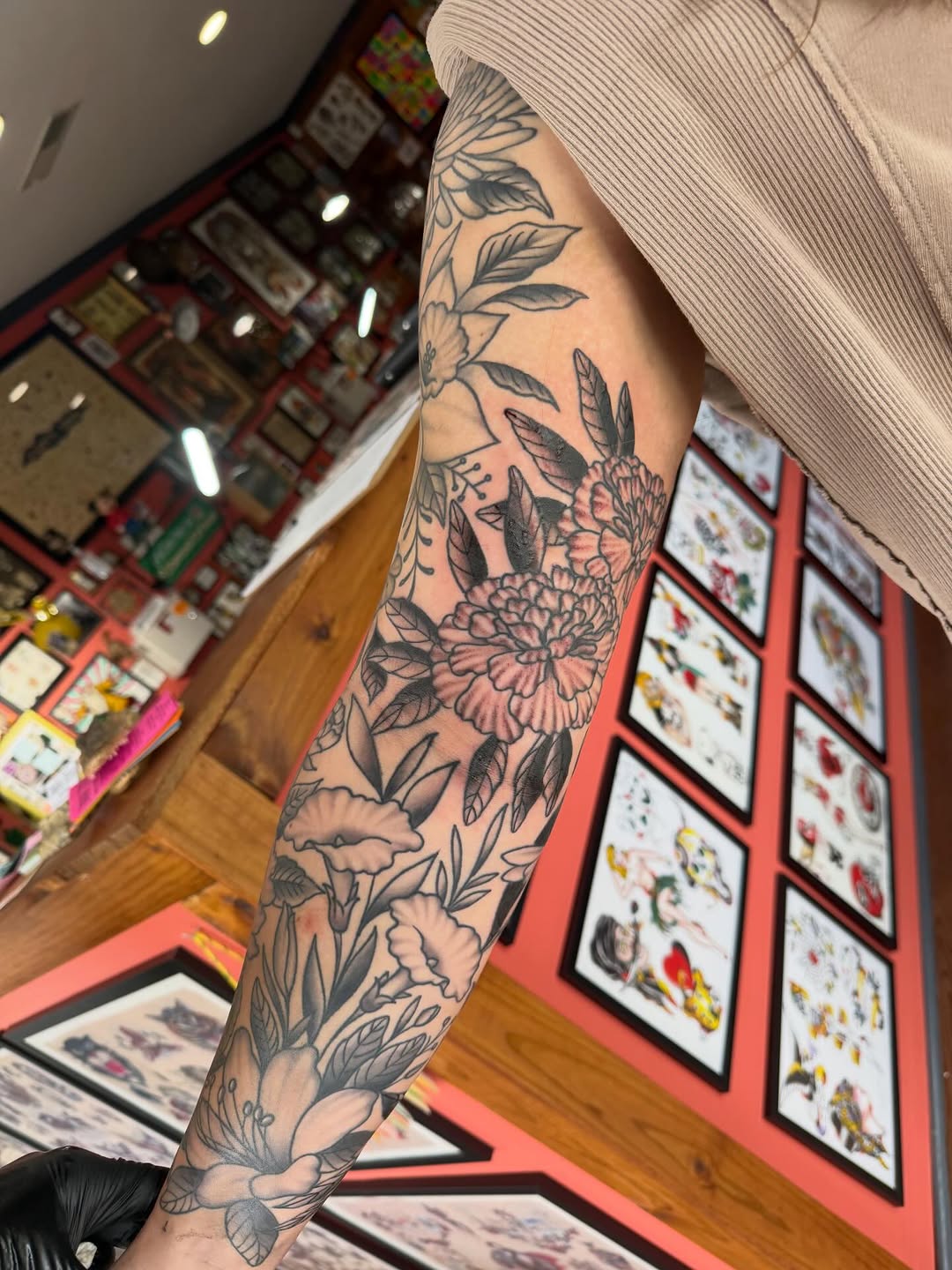Tattoo by @cldtattoo — black_and_grey, fine_line