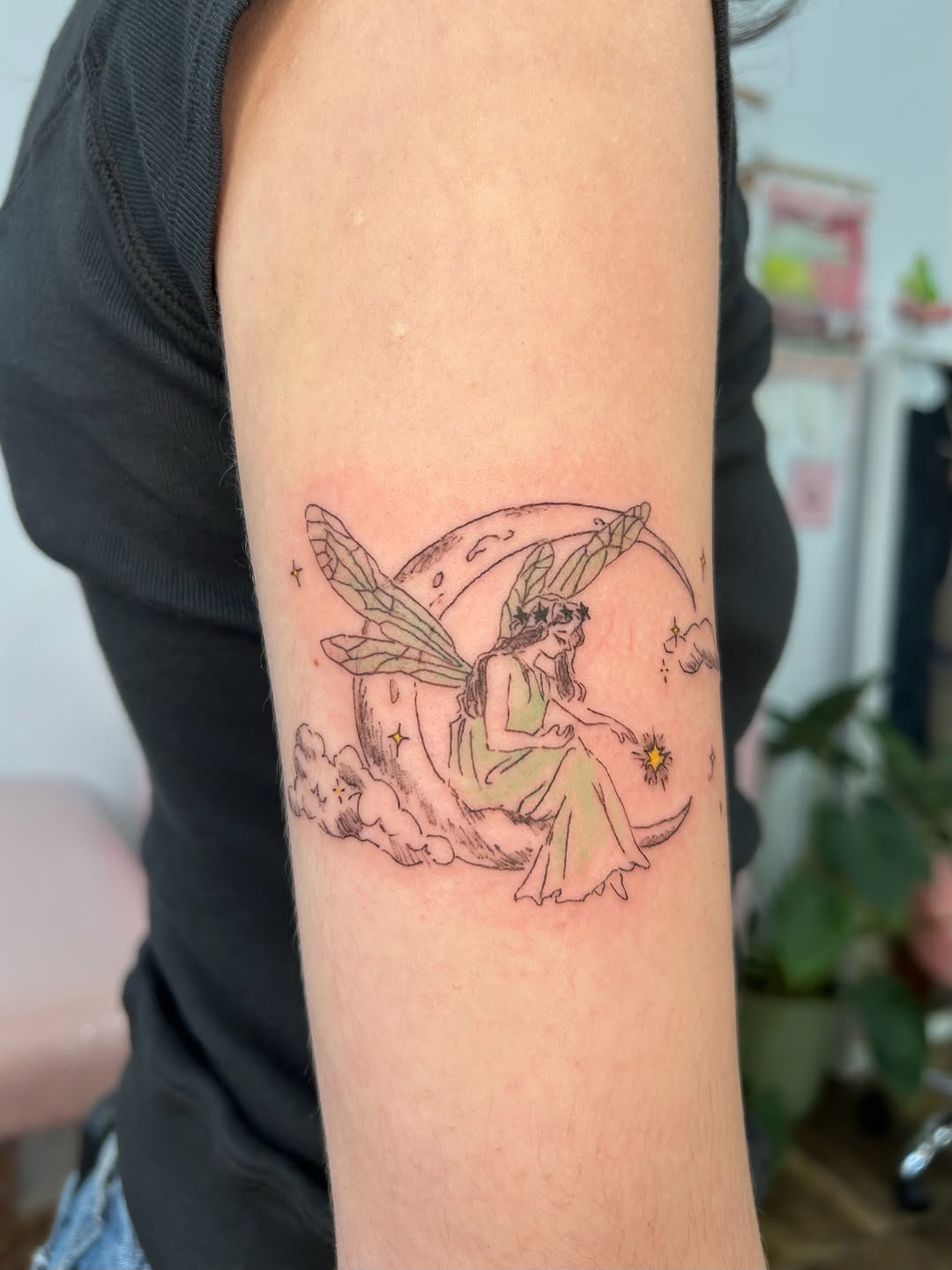 Tattoo by @rainfrog.gg — illustrative, fine_line