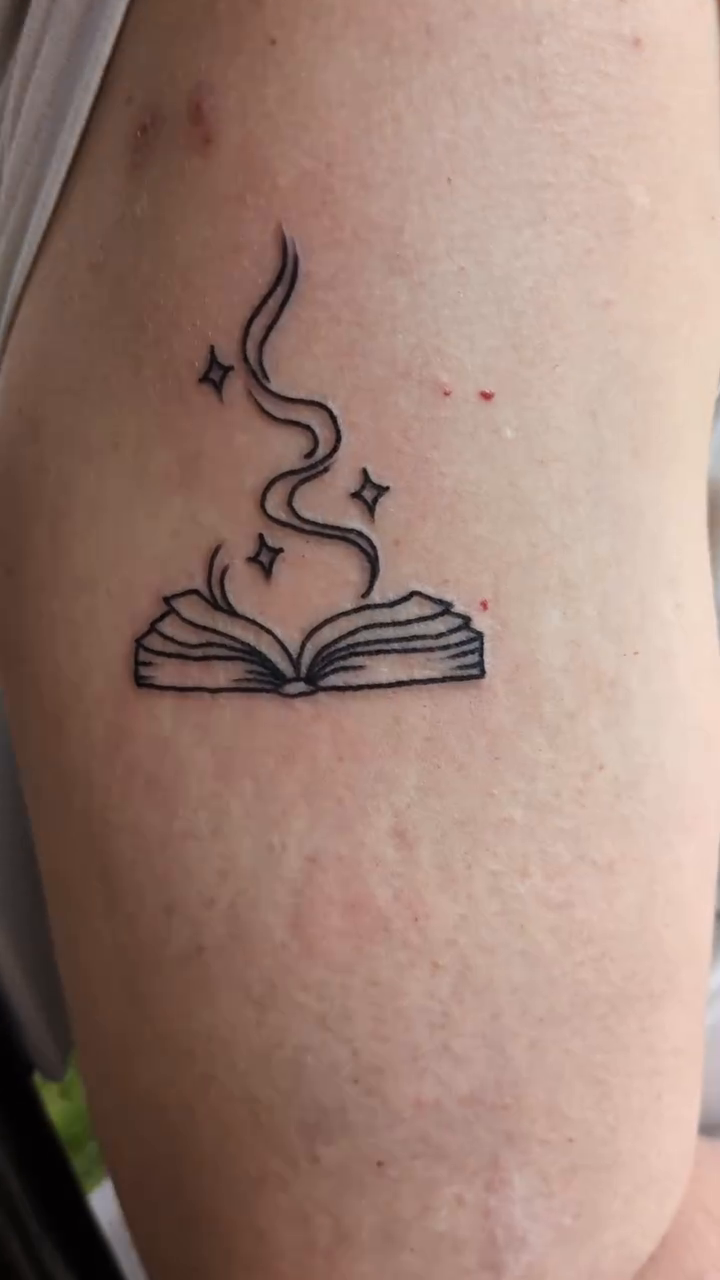Tattoo by @beetlexbabe โ illustrative, fine_line
