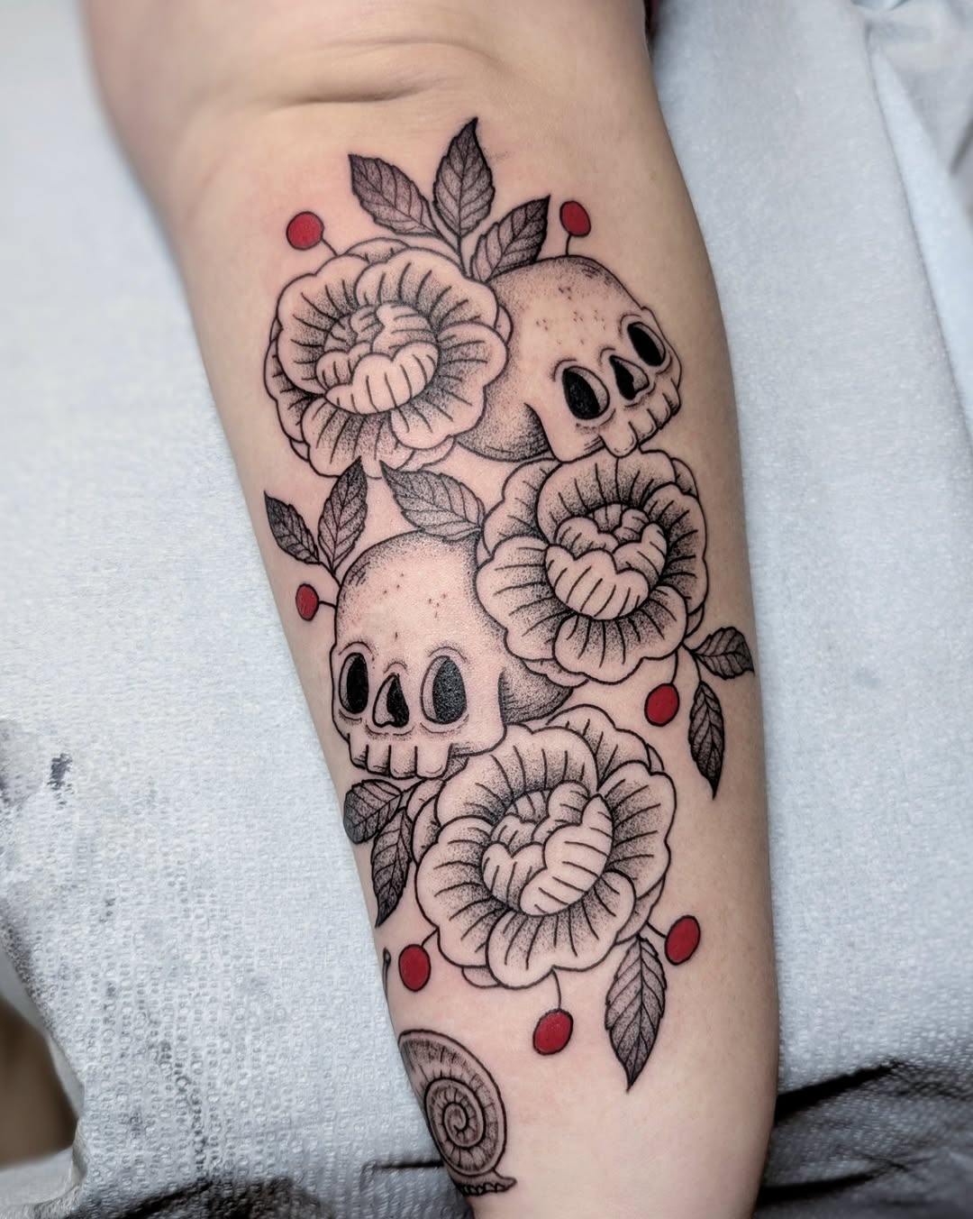 Tattoo by @daniturkeysammie — black_and_grey