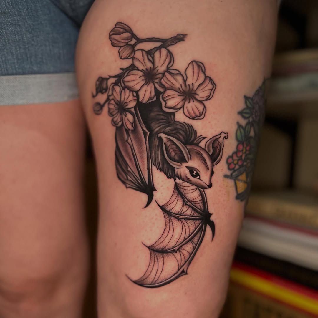 Tattoo by @tattoosbyberlin — black_and_grey, fine_line