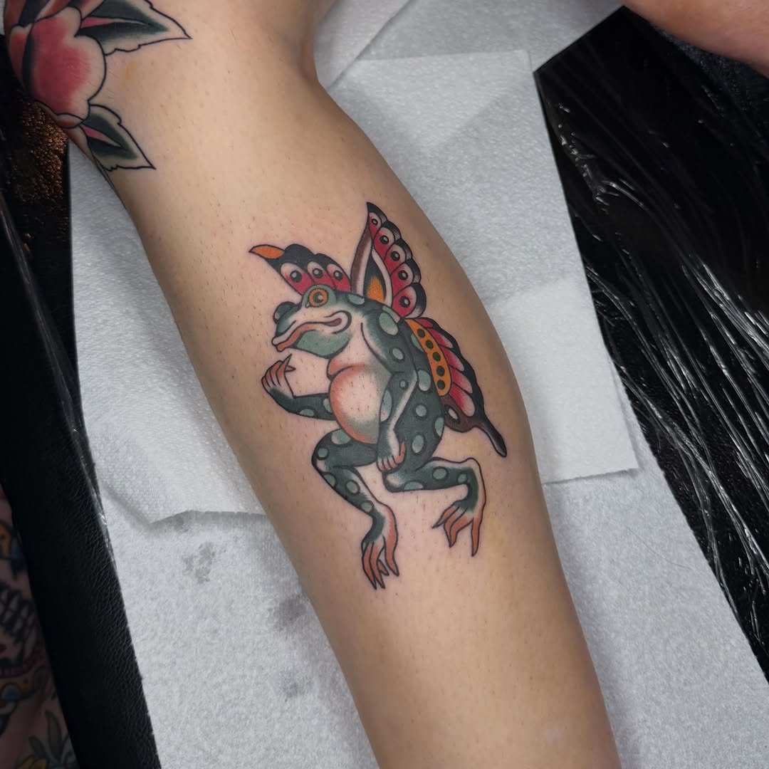 Tattoo by @stephhudsontattoo โ american_traditional