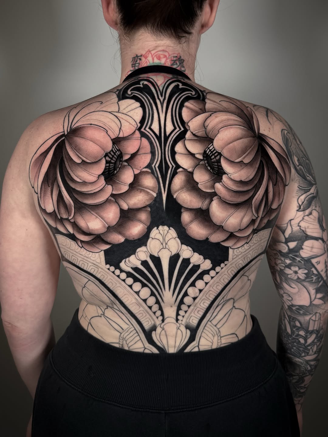Tattoo by @cvaldestattoos — japanese_irezumi, blackwork
