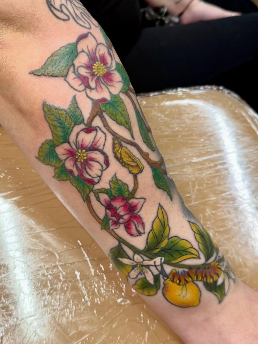 Tattoo by @tader.the.creator — illustrative, realism
