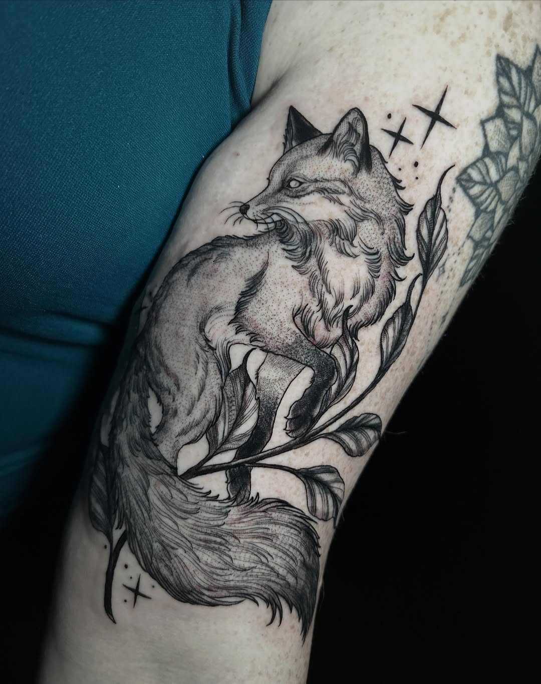 Tattoo by @ashleemshar — black_and_grey, dotwork
