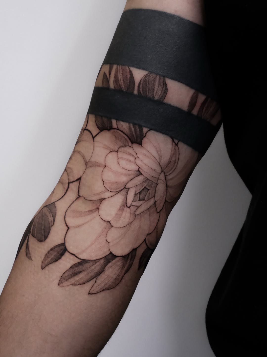 Tattoo by @zozutattoo β black_and_grey, realism