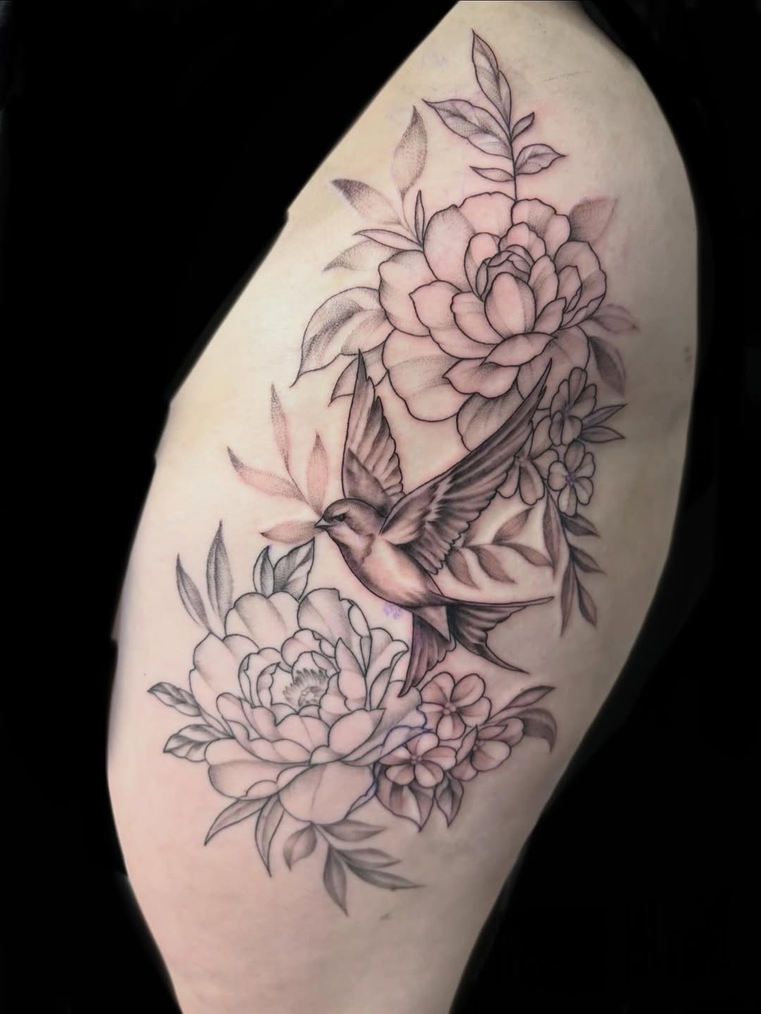 Tattoo by @andreakramerart โ illustrative, black_and_grey