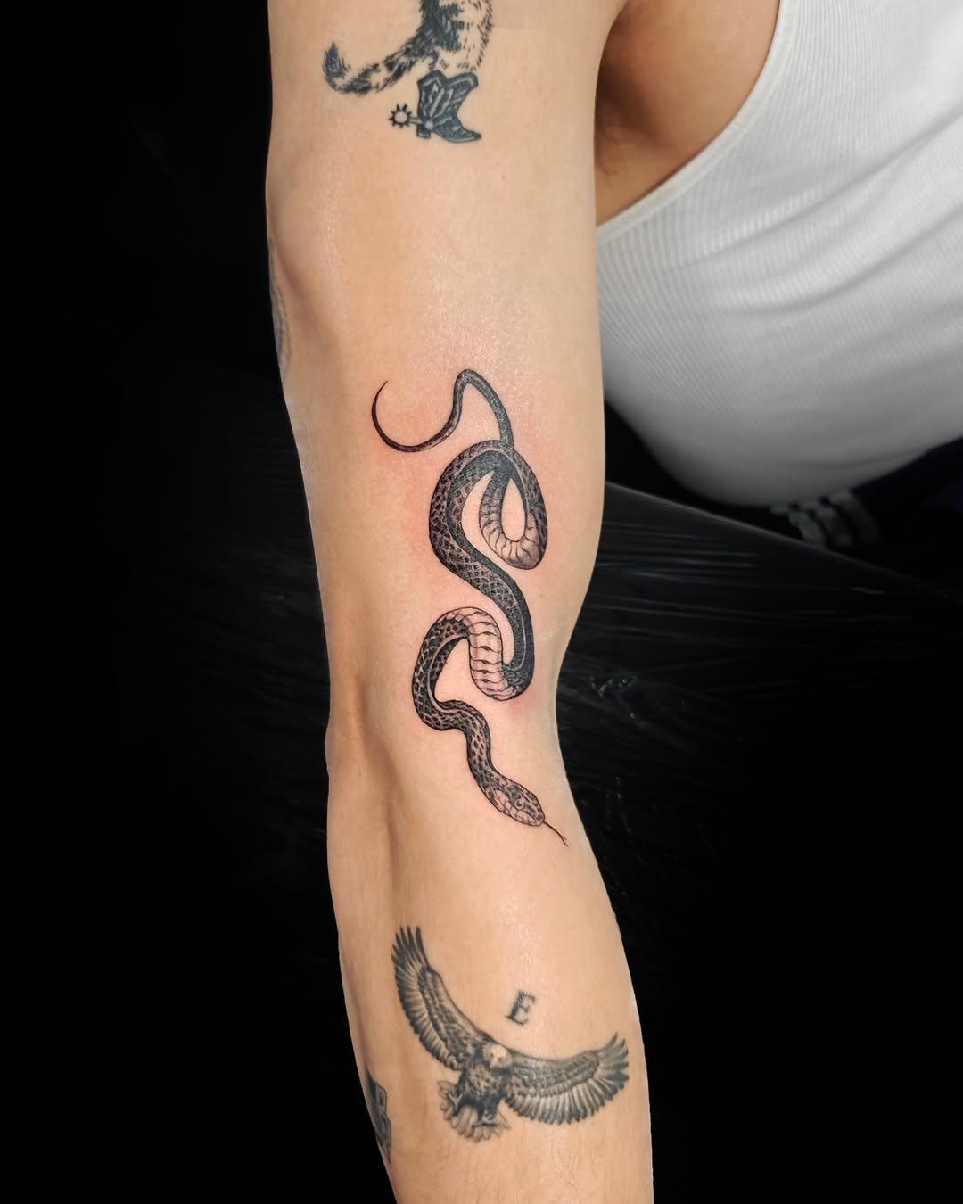 Tattoo by @erikespinozac — black_and_grey, realism
