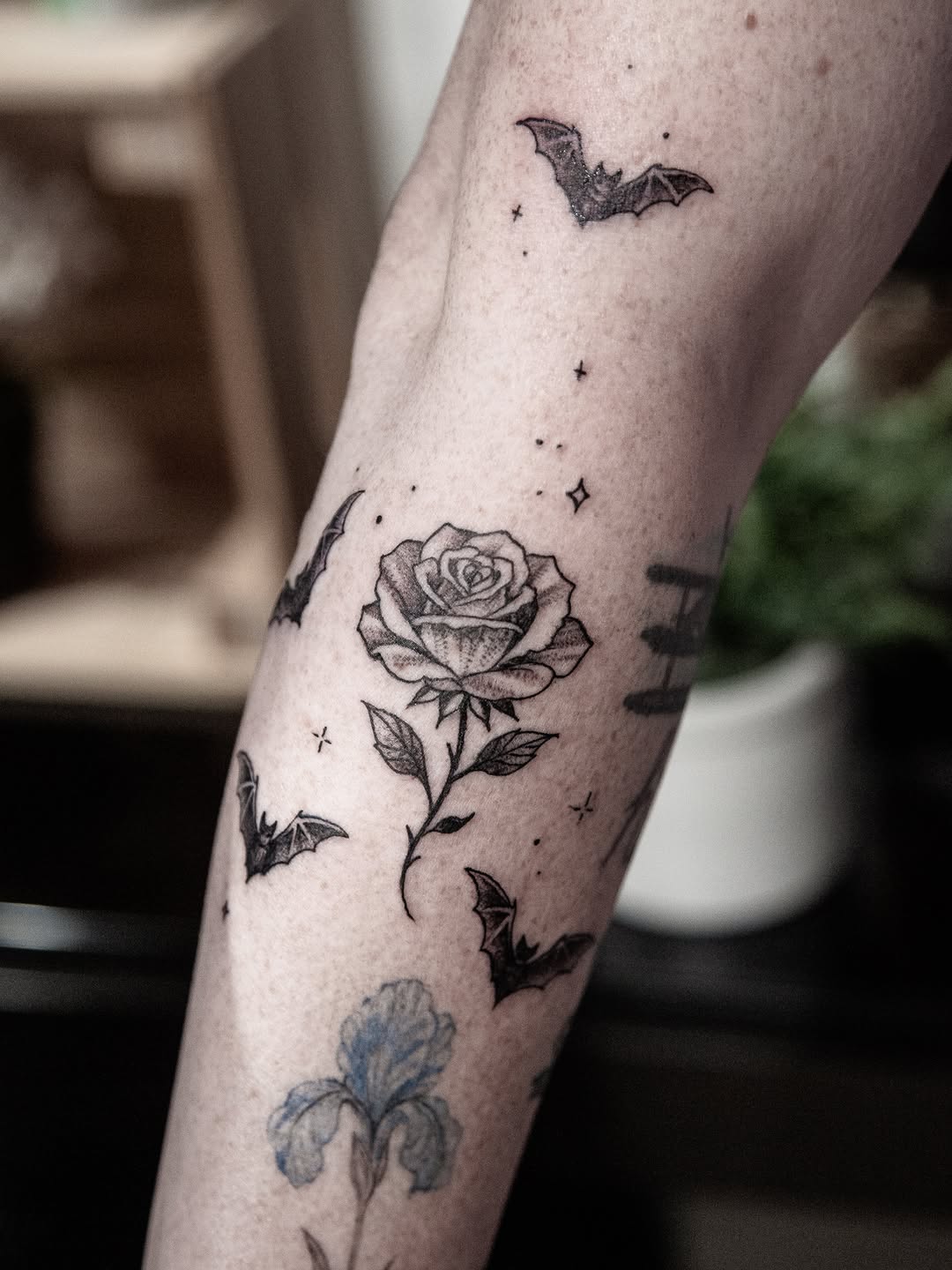 Tattoo by @jordanmtattoo โ fine_line, black_and_grey