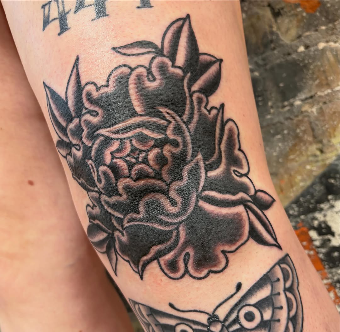 Tattoo by @tats.cali — black_and_grey, japanese_irezumi