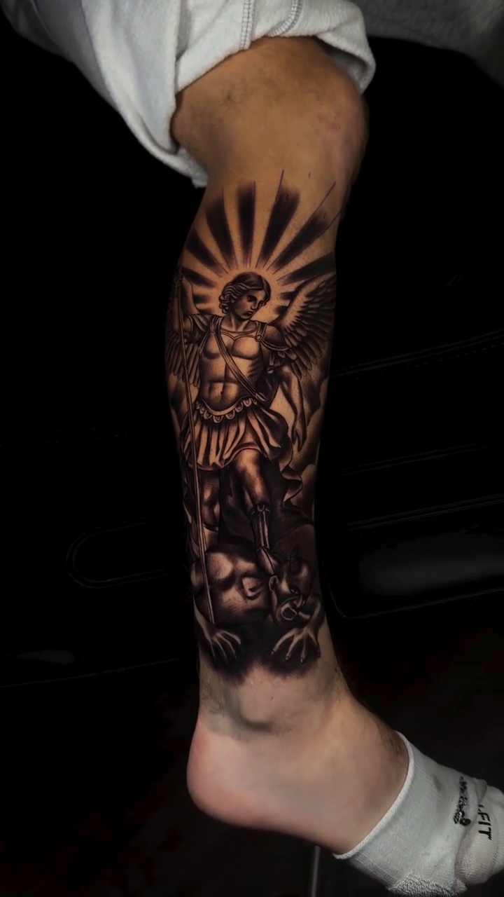Tattoo by @aaron.tattoos — black_and_grey, realism