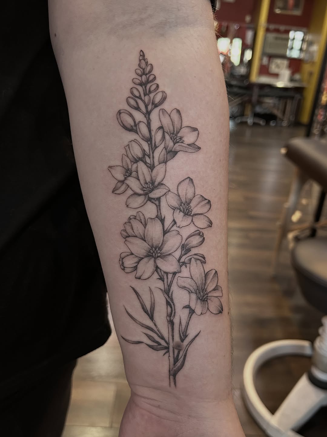 Tattoo by @takomanink — black_and_grey