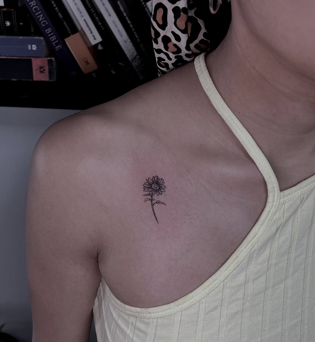 Tattoo by @deza.art — fine_line