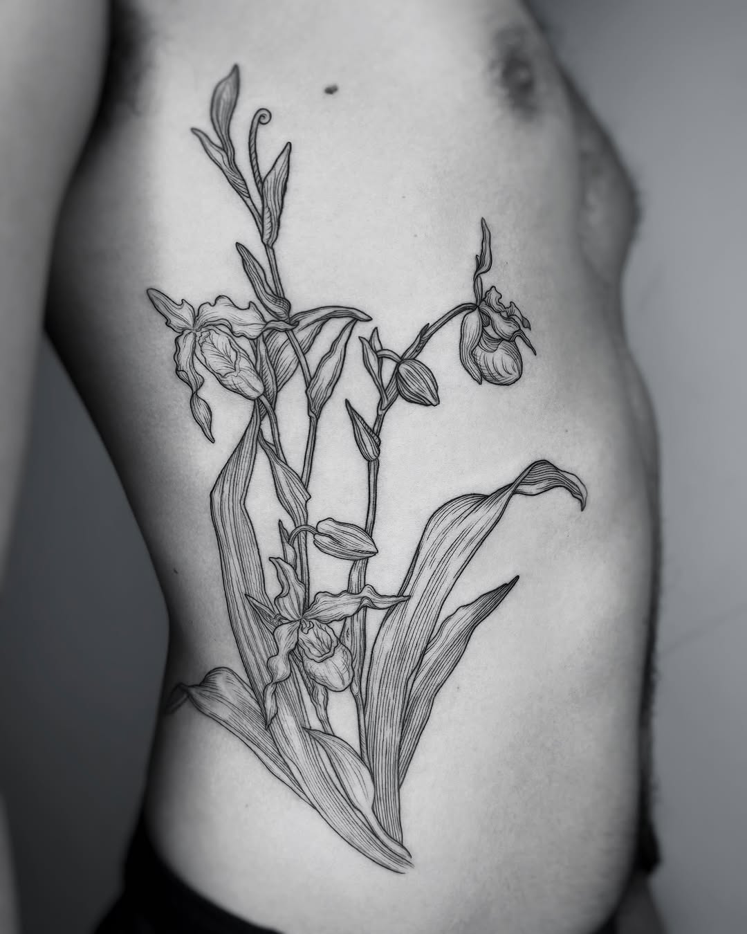 Tattoo by @noxttt โ fine_line