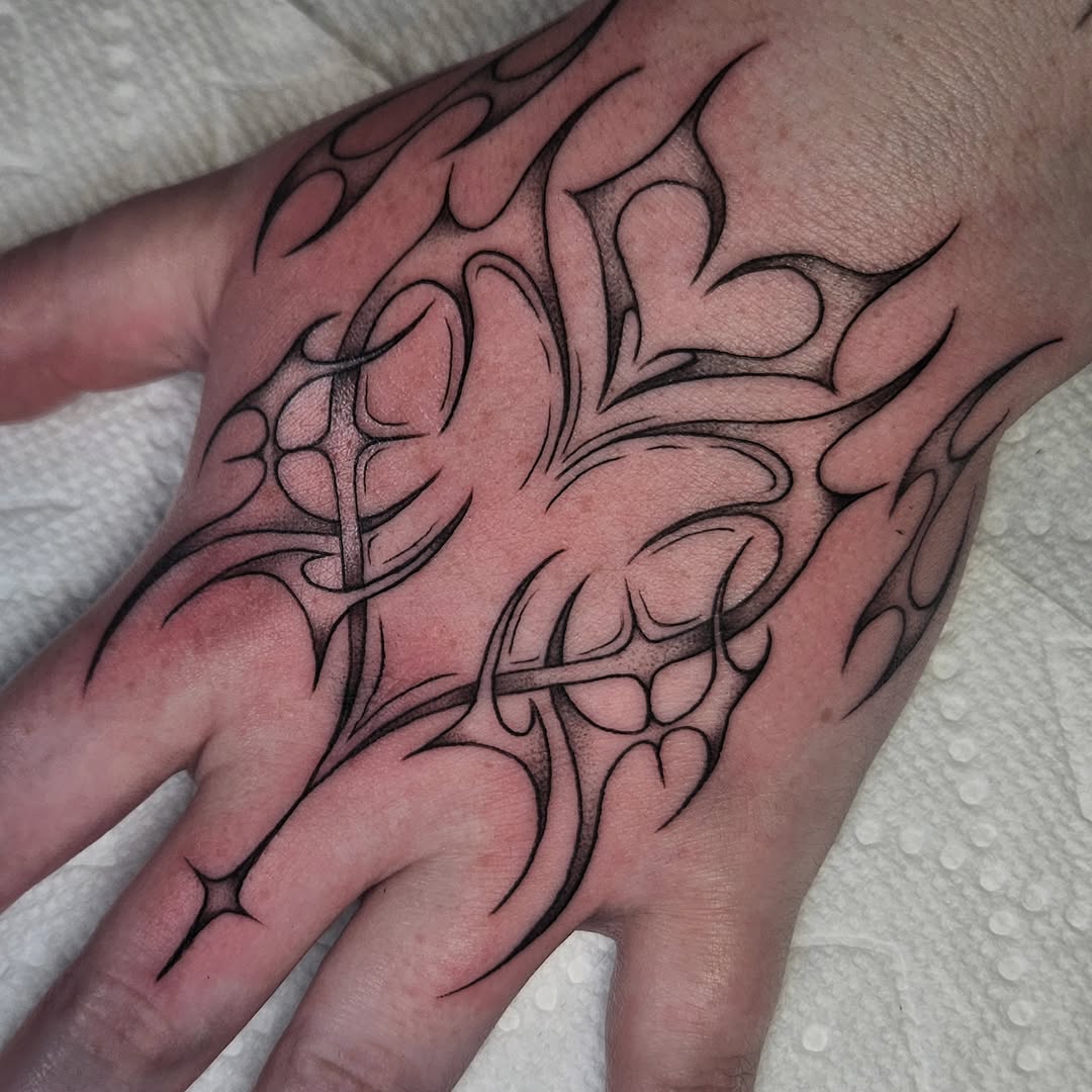 Tattoo by @courtlynblissink — blackwork, ornamental