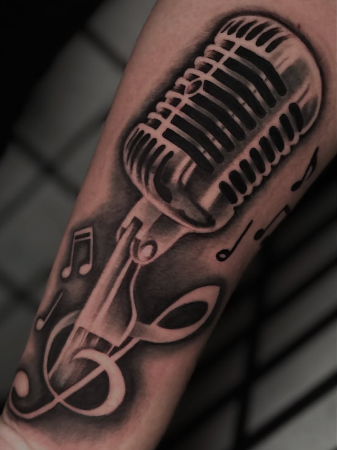 Tattoo by @arisdanielletattoos — realism, black_and_grey