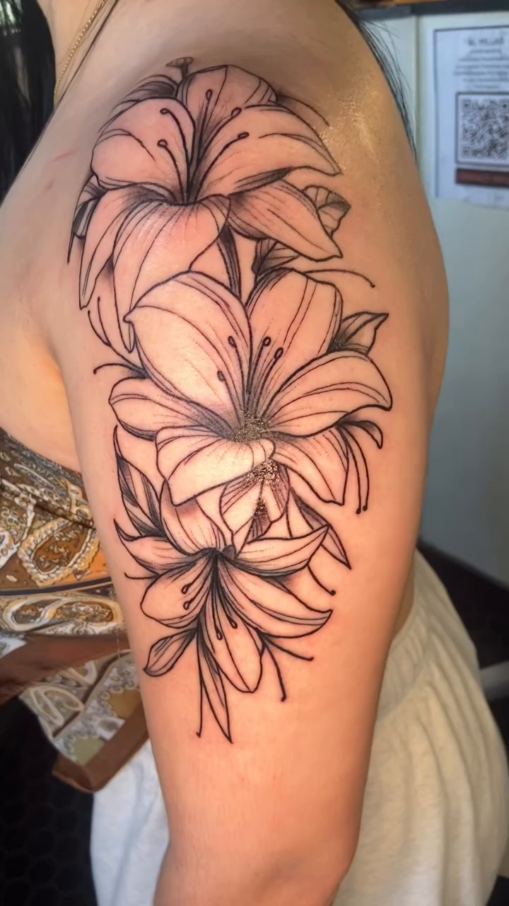 Tattoo by @alakazamtattooart — fine_line