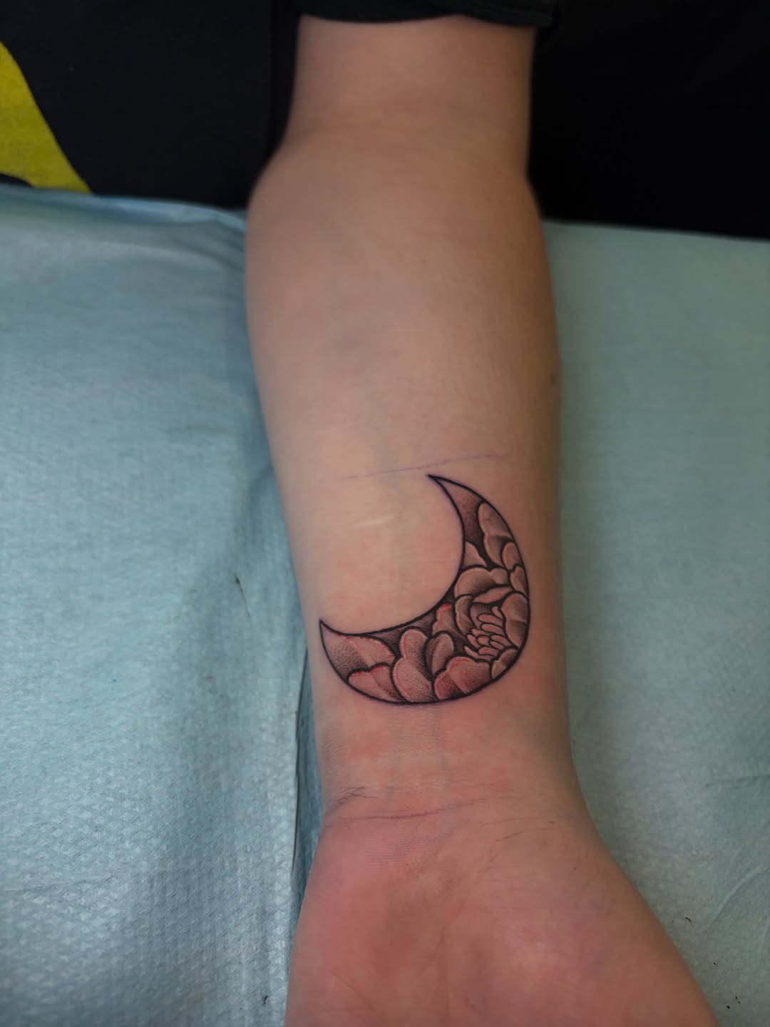 Tattoo by @bodyartbyalia — black_and_grey, illustrative