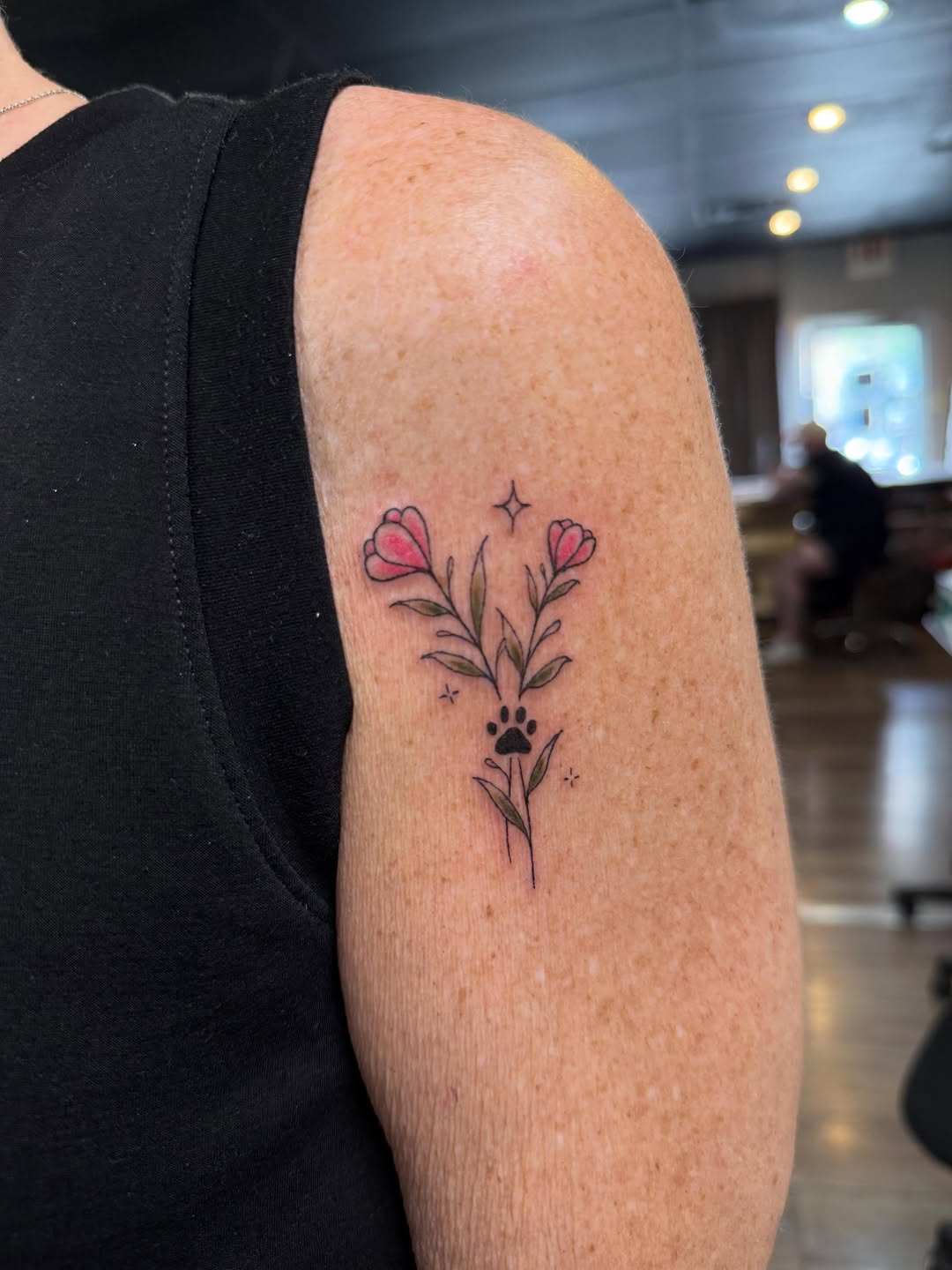 Tattoo by @aegang.inks β fine_line, minimalist