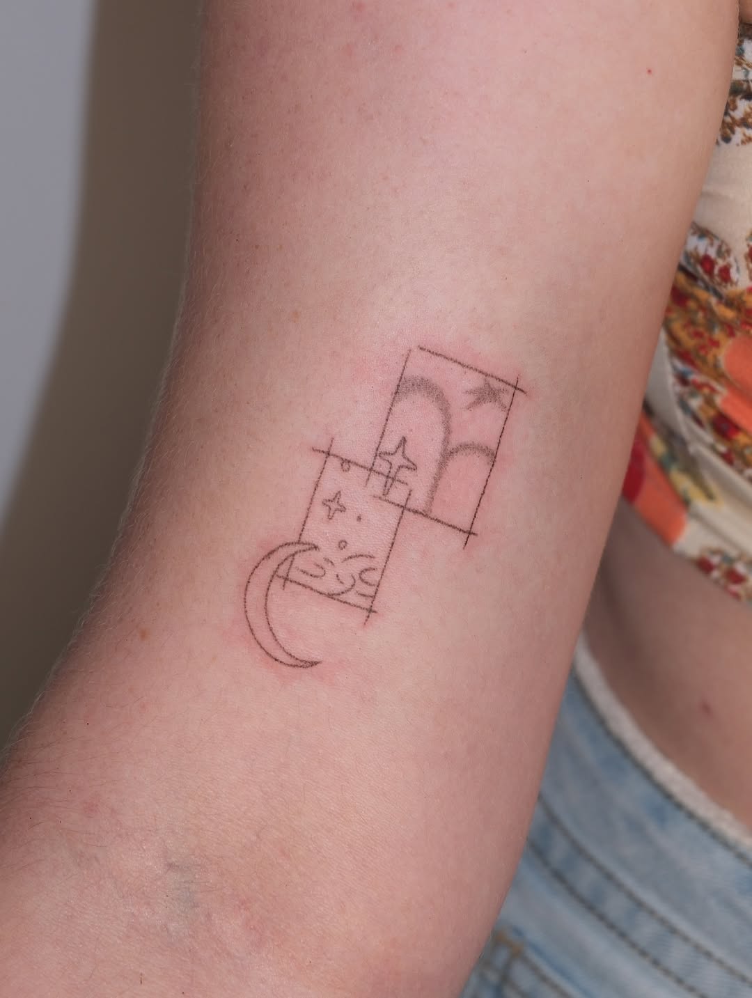 Tattoo by @nightynight_tattoo โ fine_line, minimalist