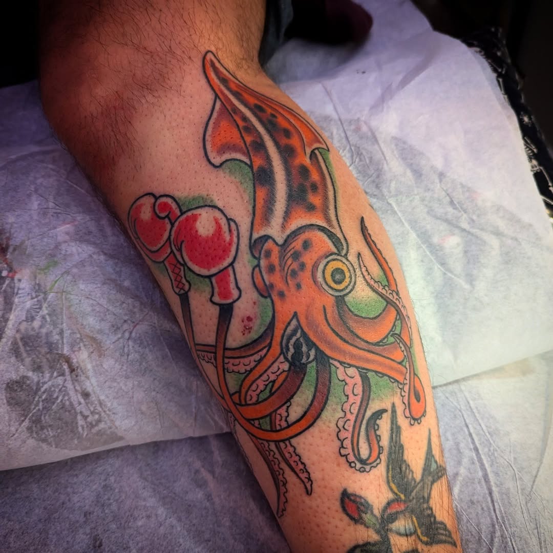 Tattoo by @rslegeltattoos — american_traditional