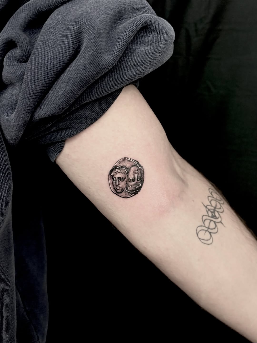 Tattoo by @letmechangemyusernamepleaseomg — black_and_grey, realism