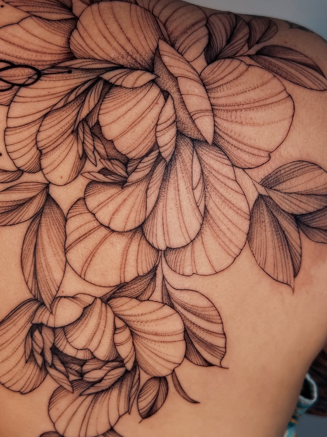 Tattoo by @olgatattooing — dotwork