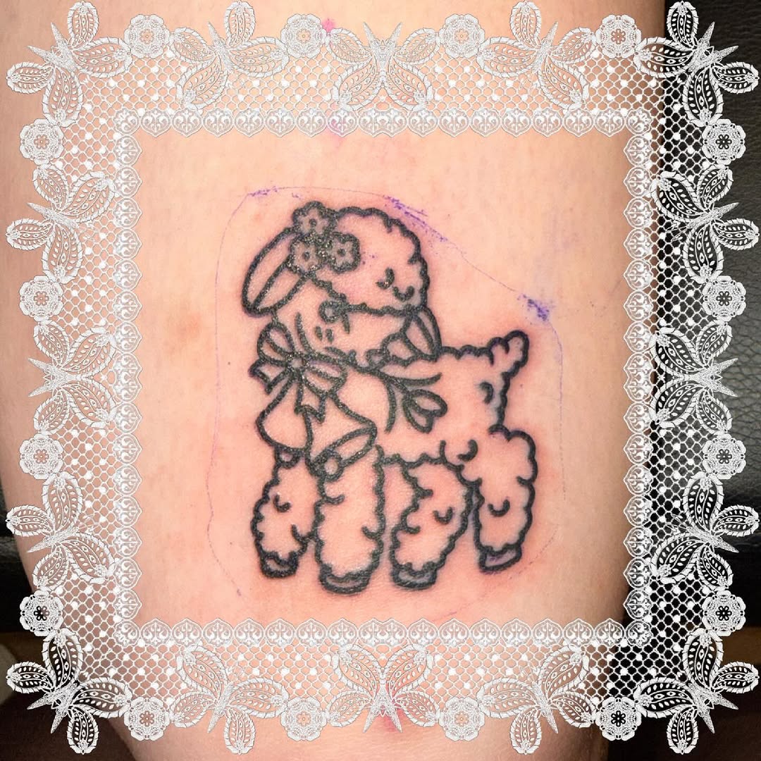 Tattoo by @laurito_tattoo — illustrative, fine_line