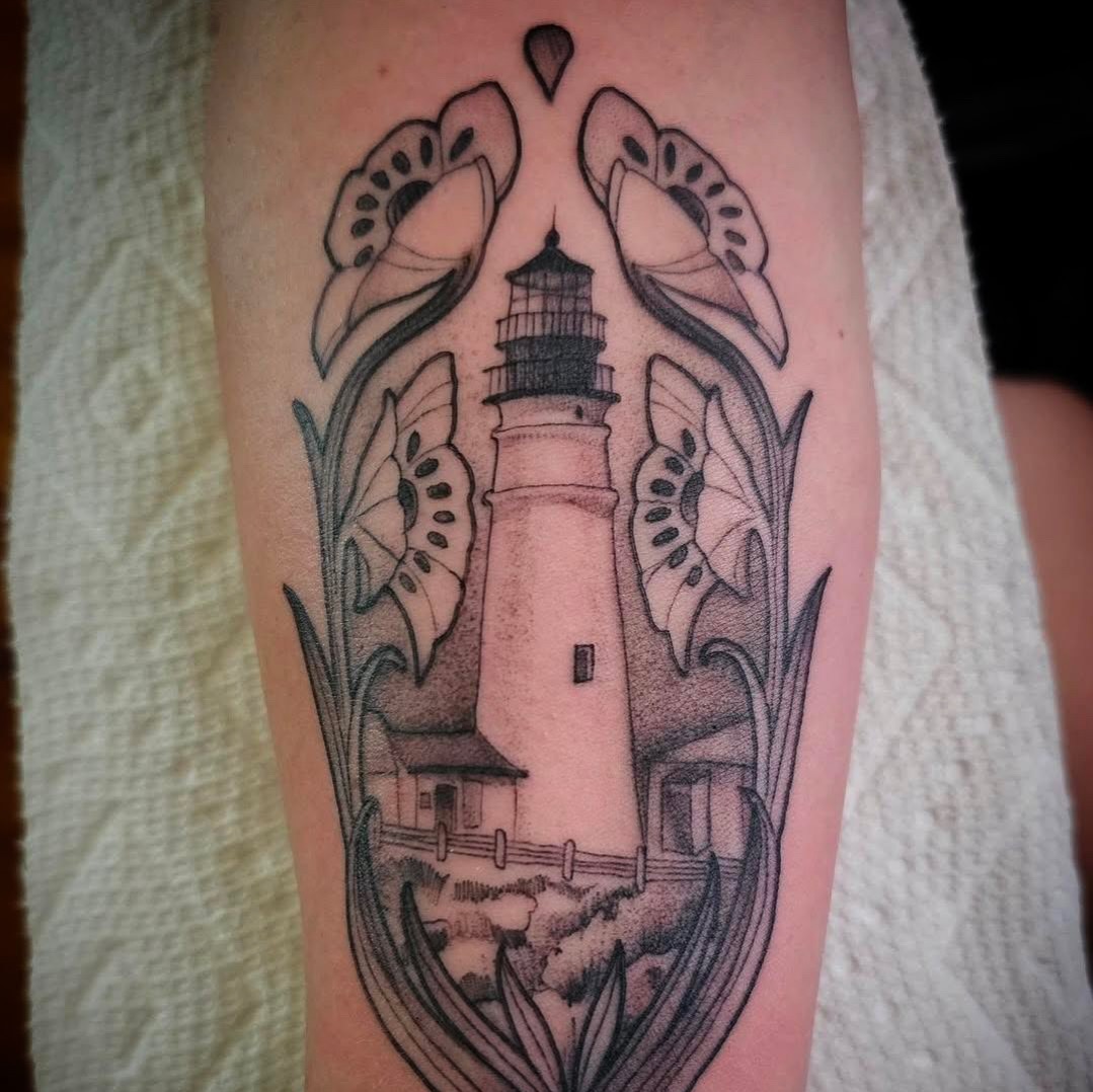 Tattoo by @rkraiza โ black_and_grey, illustrative