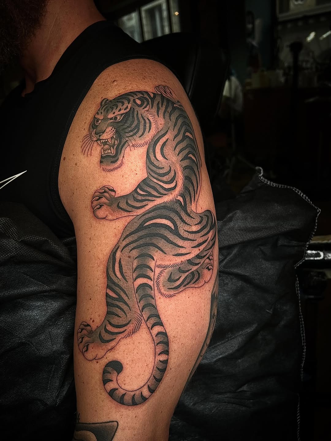Tattoo by @linahsiaotattoo — japanese_irezumi, black_and_grey