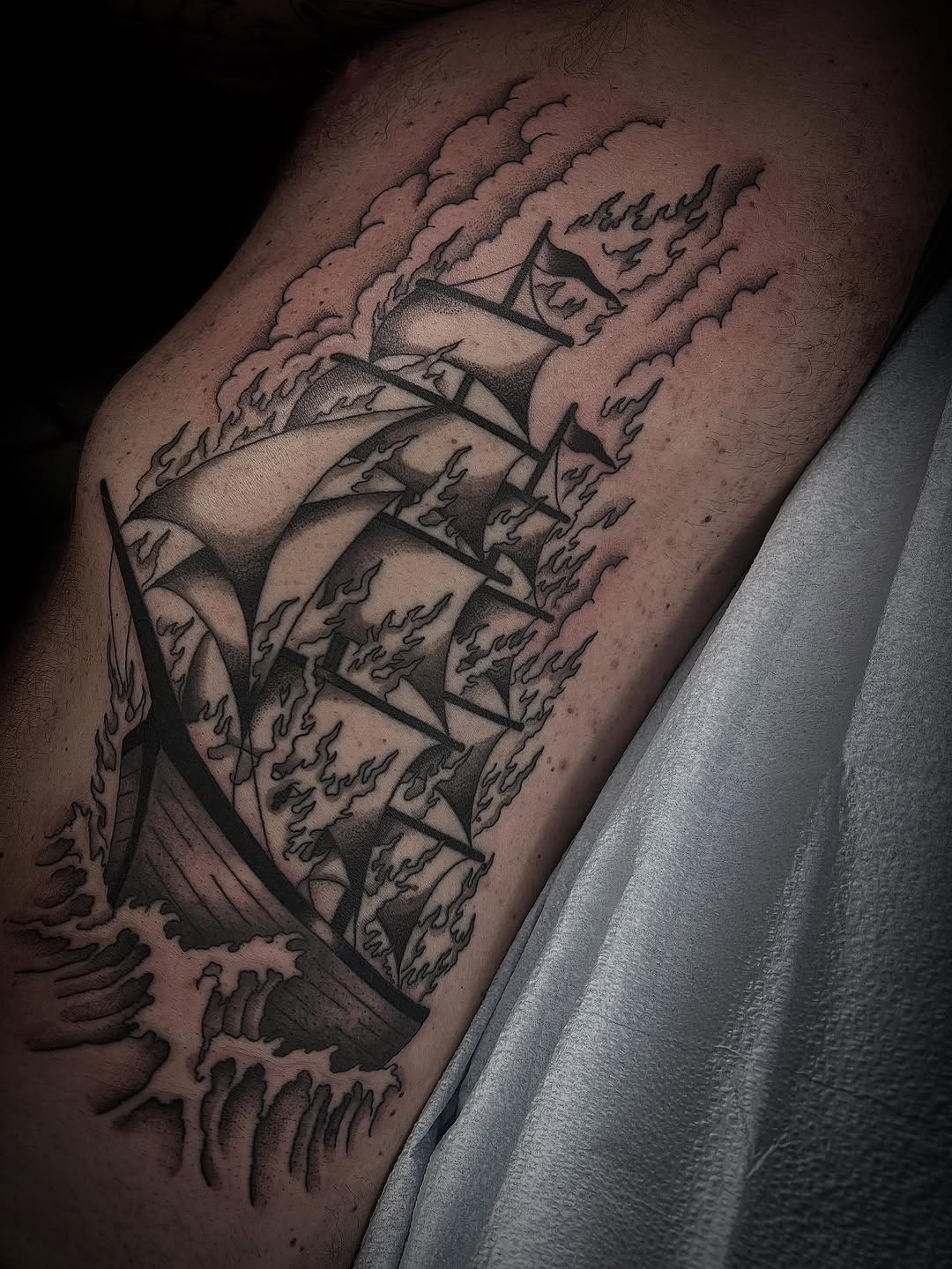 Tattoo by @linahsiaotattoo — american_traditional, illustrative