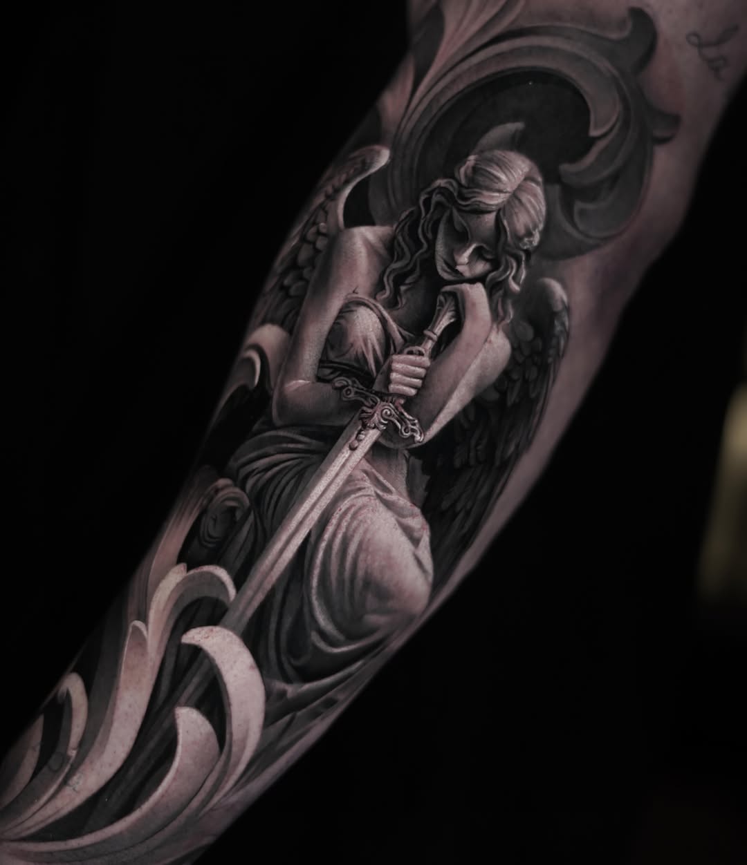 Tattoo by @saranieto_ โ realism, black_and_grey