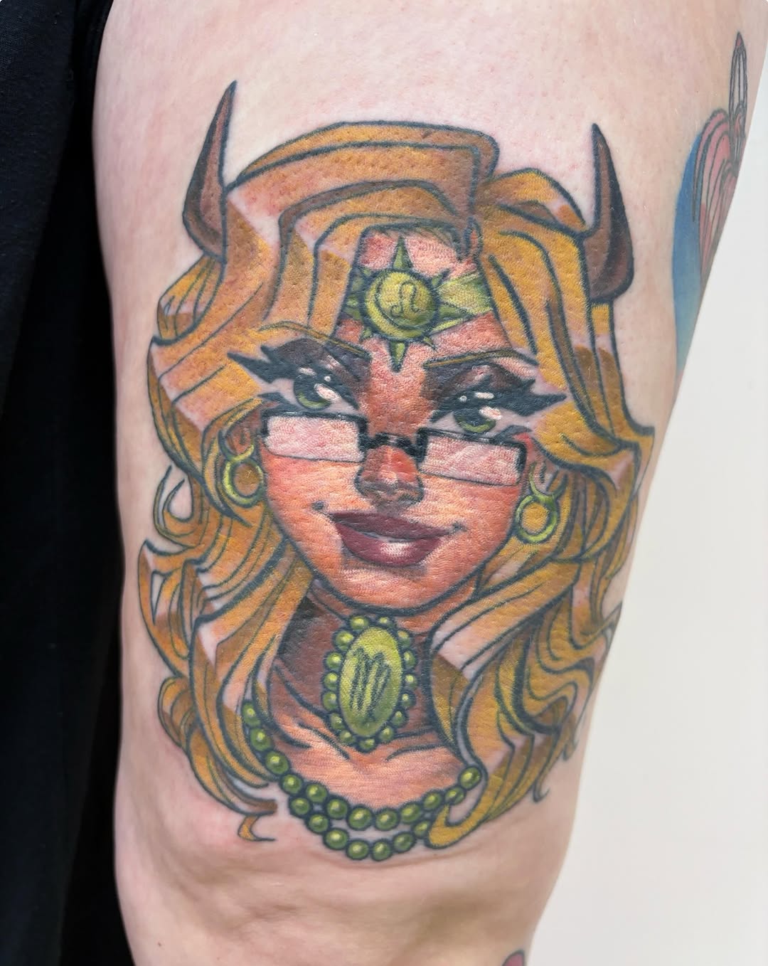 Tattoo by @gabbygoodarts — new_school, illustrative
