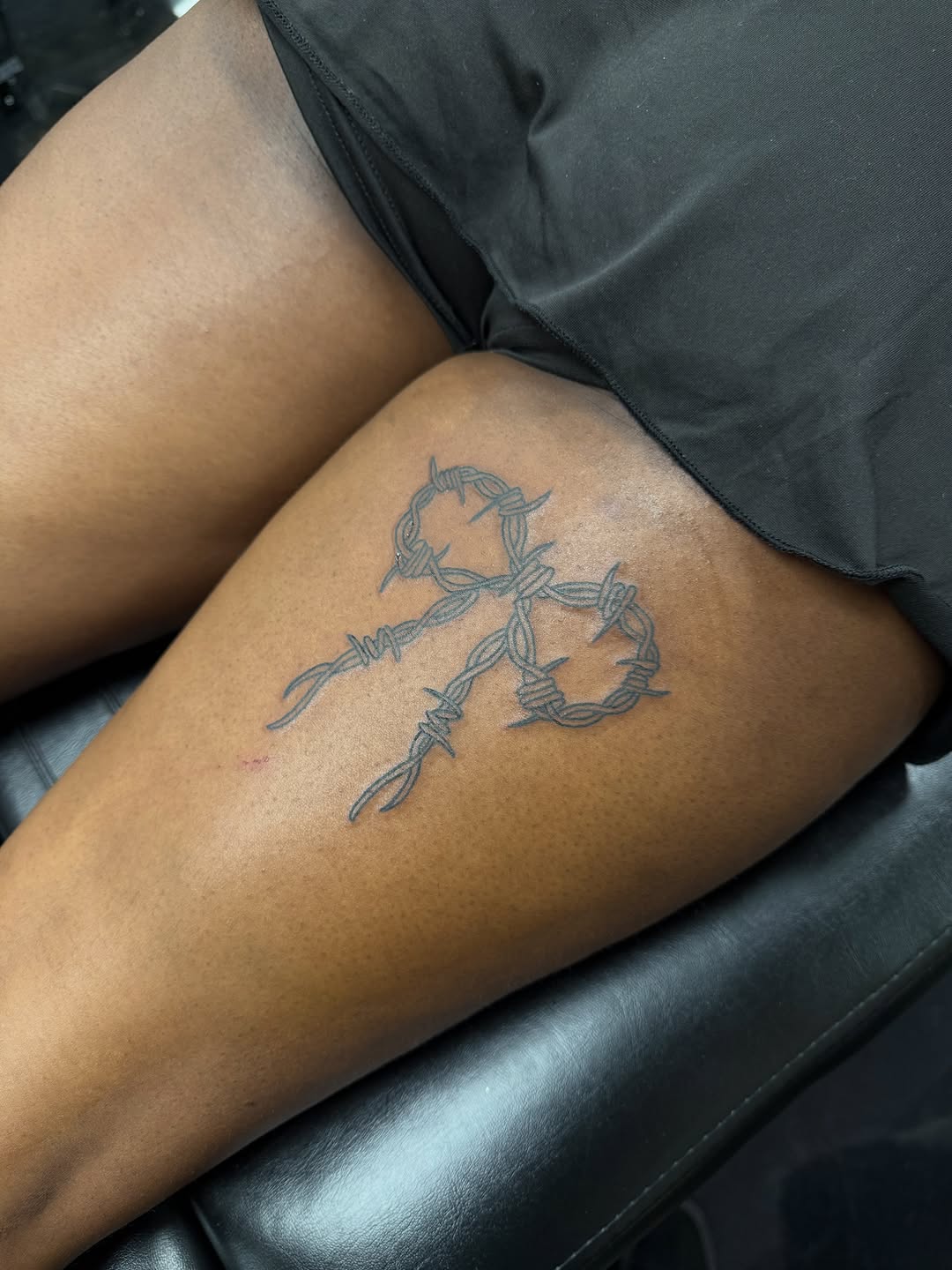 Tattoo by @aminatattooyou β fine_line