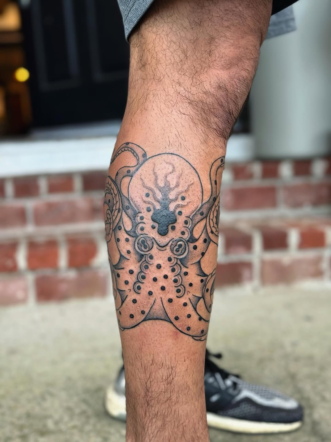 Tattoo by @ratchelrob — blackwork, dotwork