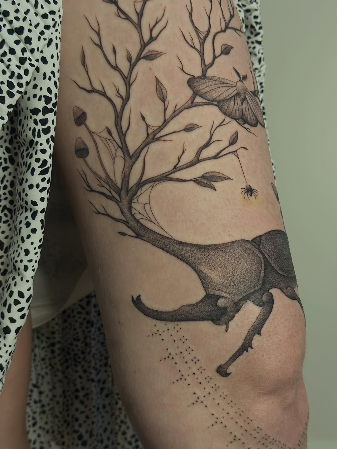 Tattoo by @vreevestattoo — black_and_grey, dotwork