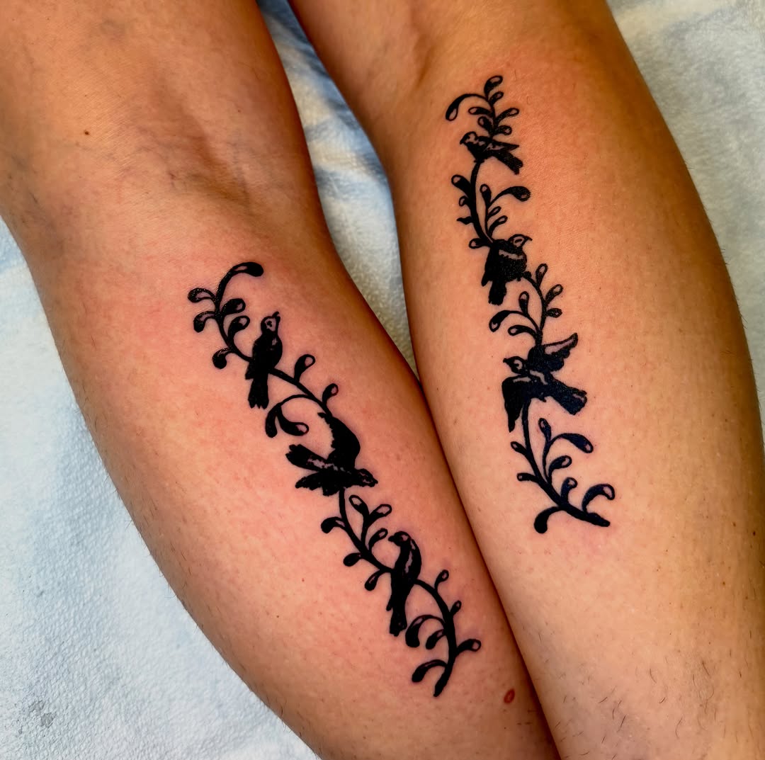 Tattoo by @noahvincenttattoo — blackwork
