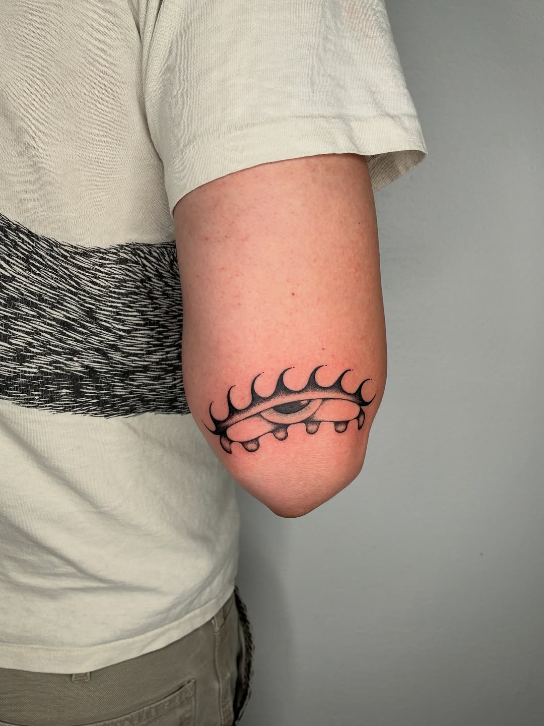 Tattoo by @sess_world β illustrative, blackwork