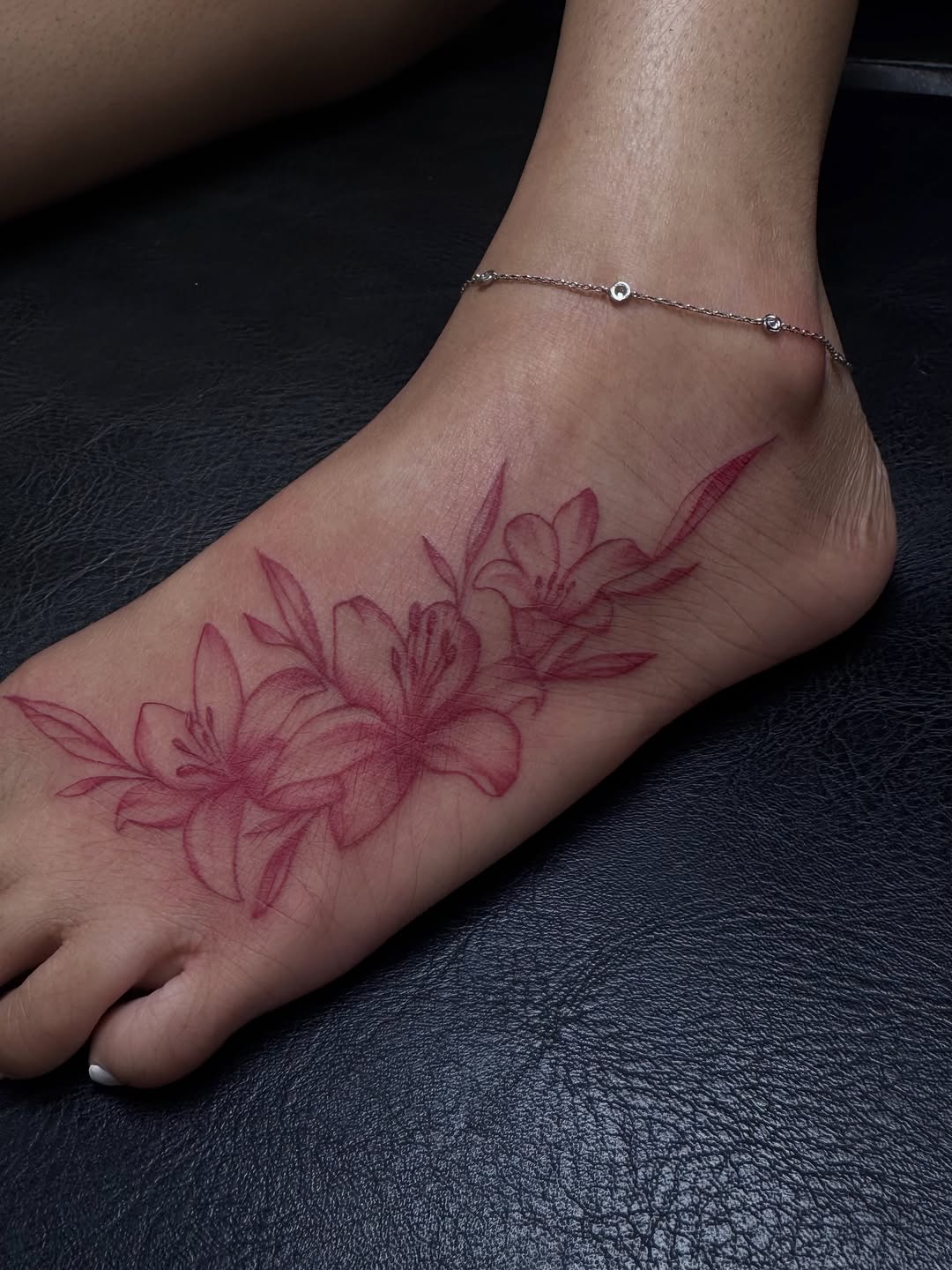 Tattoo by @inkwlexaa — fine_line