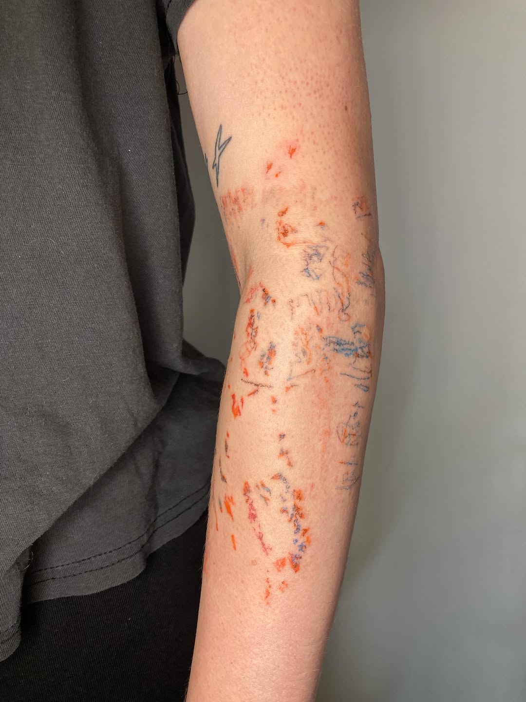 Tattoo by @lesser.burdock โ sketch